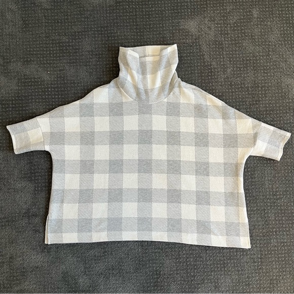 Forever New Plaid Sweater - Picture 2 of 5